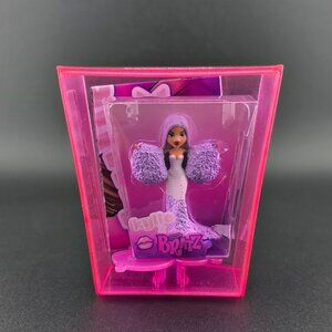 Bratz x Kylie Mini‎ Doll 2023 - New in Box